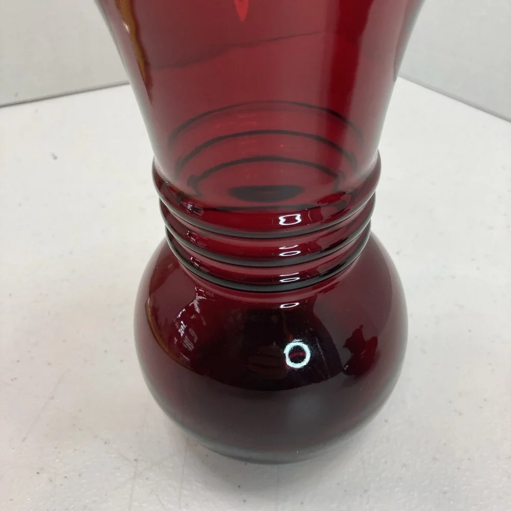 Set‎ Of 2 Vtg Anchor Hocking Royal Ruby Red Glass Vases W/Ruffled Crimped Rim